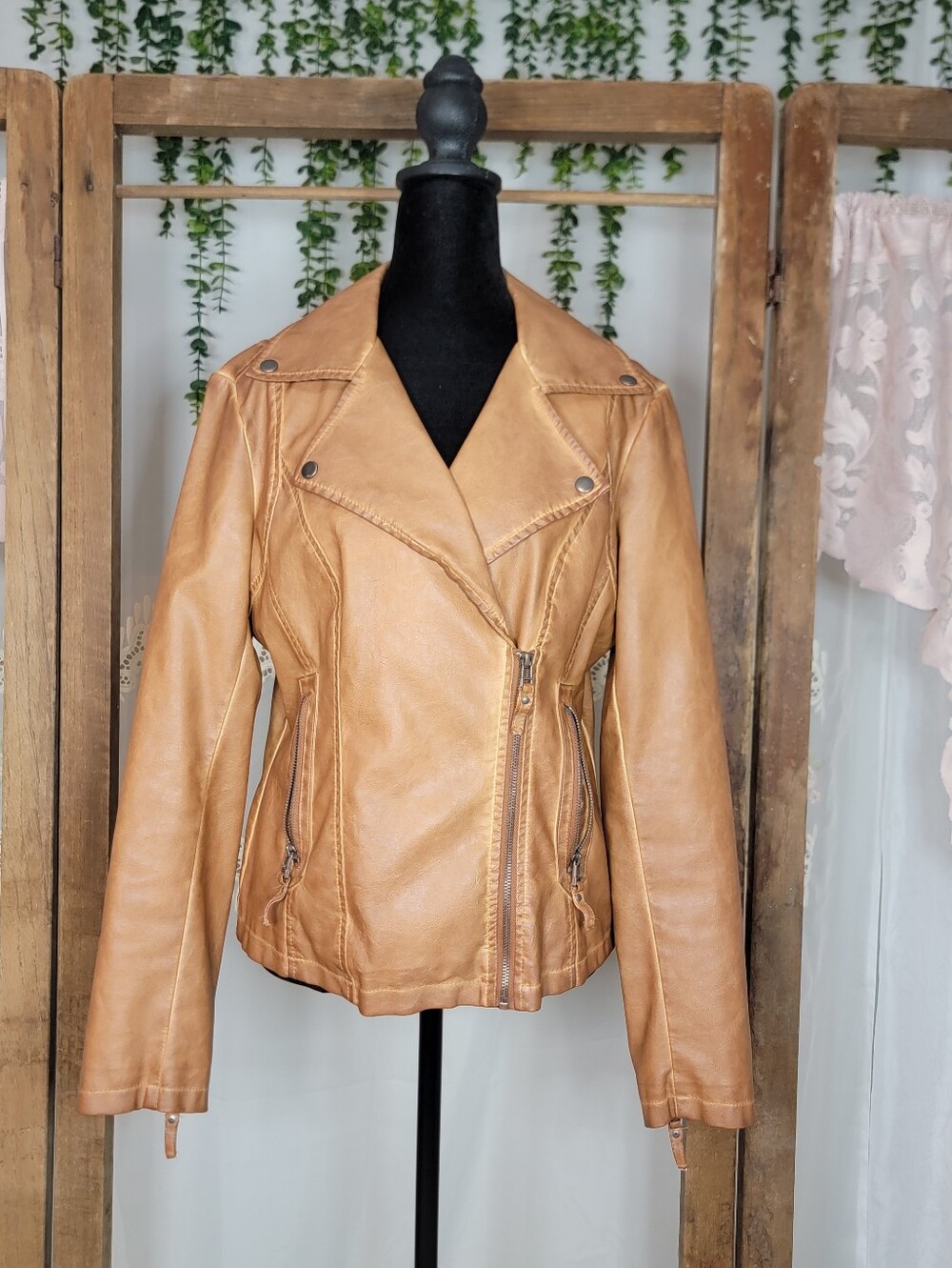 Max Studio Cognac Faux Leather Moto Jacket Size M - Picture 4 of 8